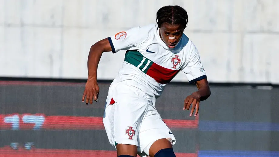 瓦雷拉经纪人反击波尔图：博阿斯是波尔图史上最差主席